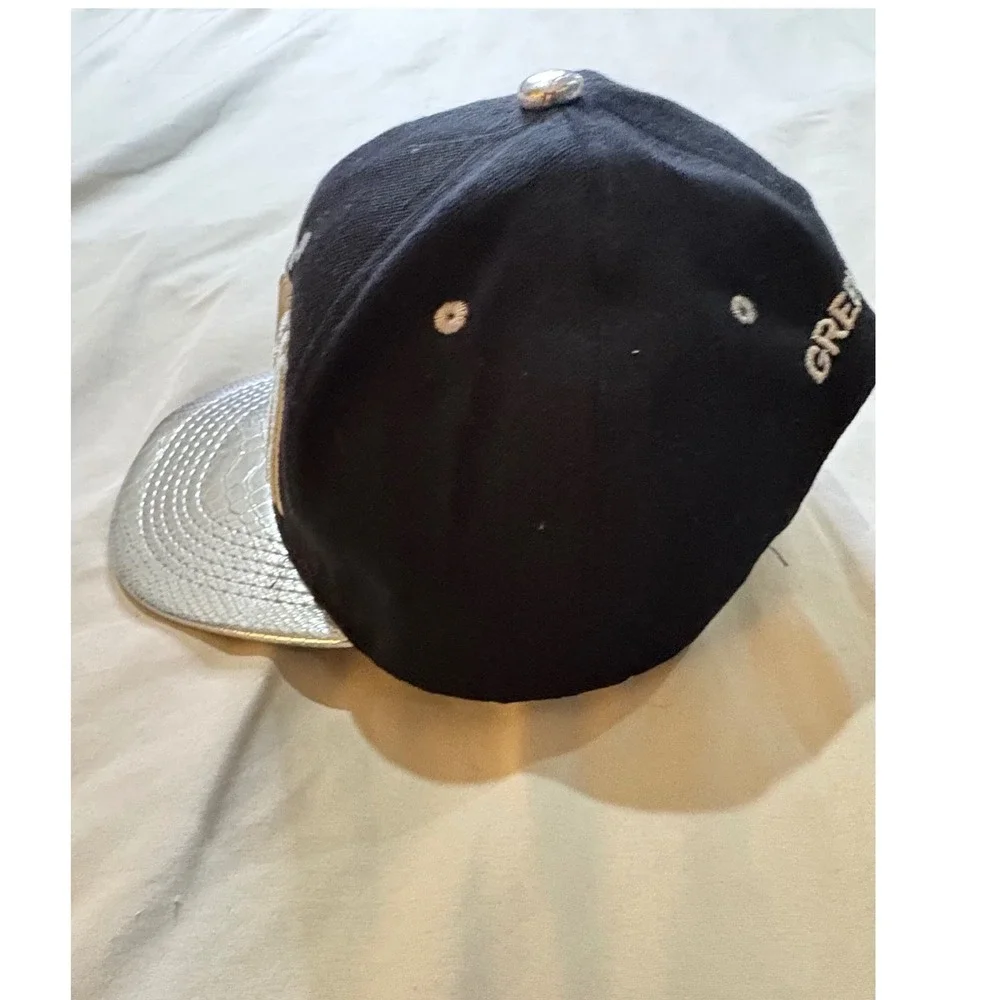 New League Green Bay Snapback Baseball‎ Cap Silver Snake Texture Brim